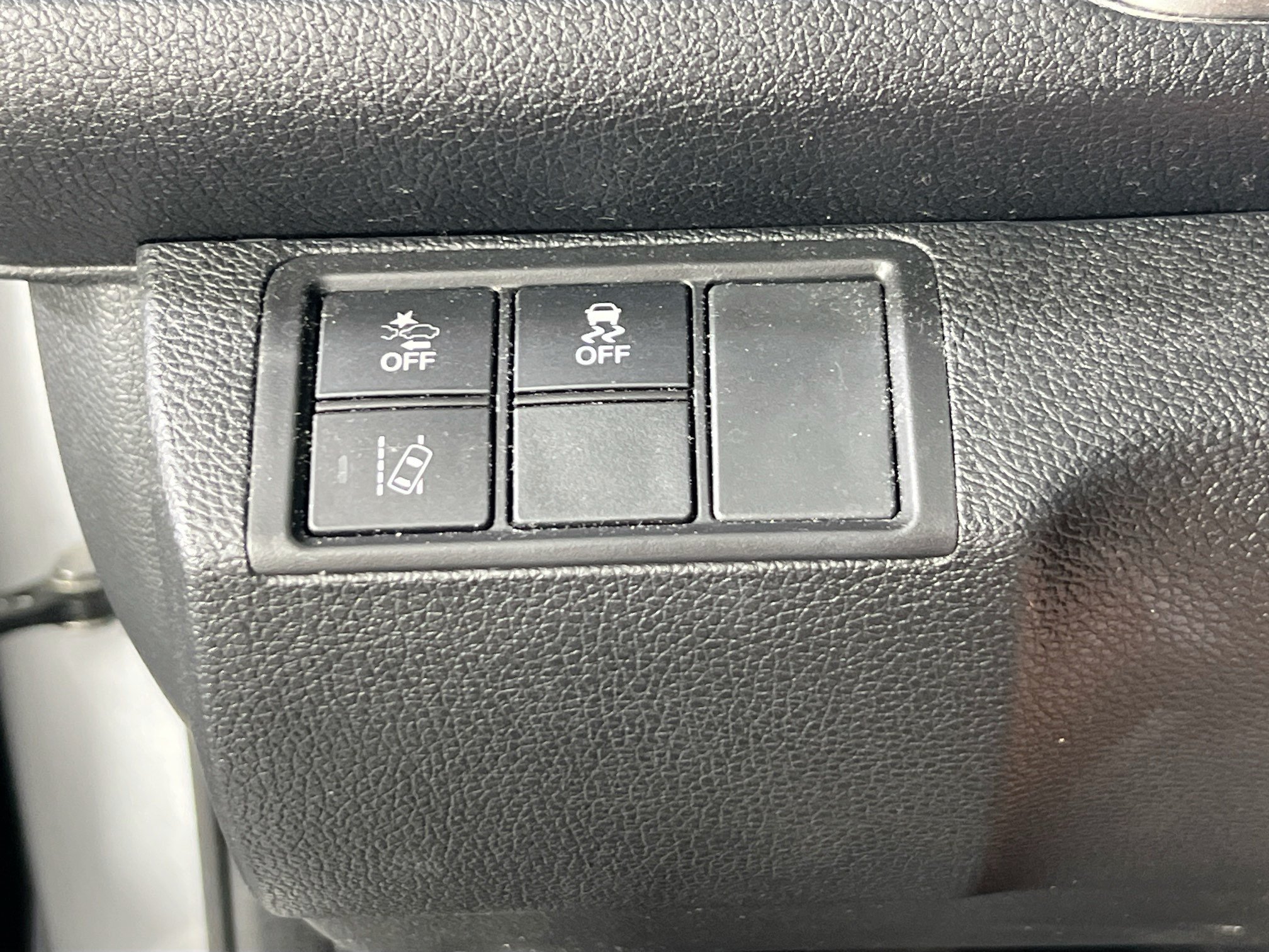Used 2018 Honda Civic Sport Touring image 10