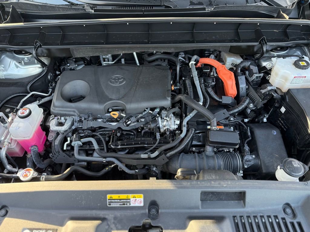 Used 2023 Toyota Highlander LE image 10