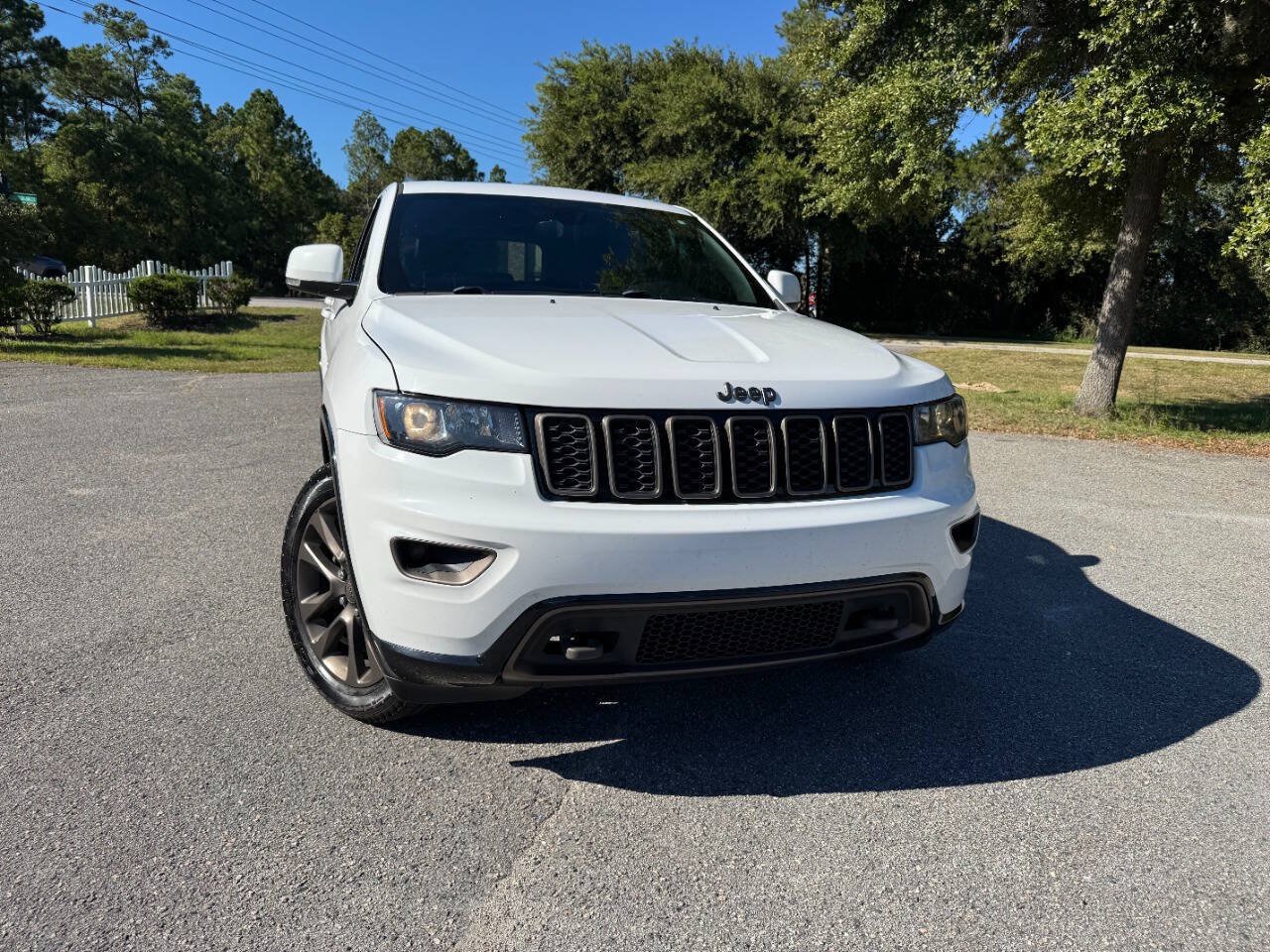 Used 2016 Jeep Grand Cherokee Limited 75th Anniversary AWD/4WD image 35