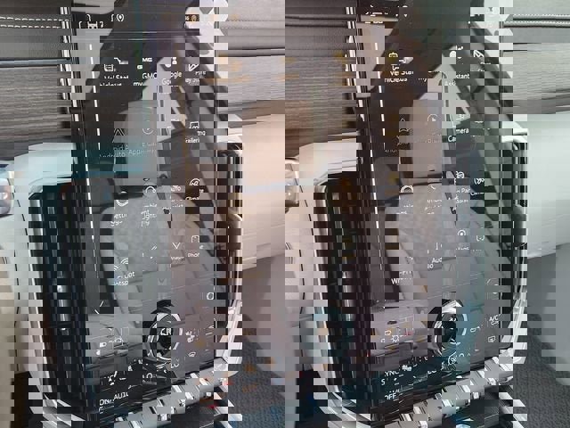 New 2026 GMC Acadia Denali w/ Super Cruise Package image 21