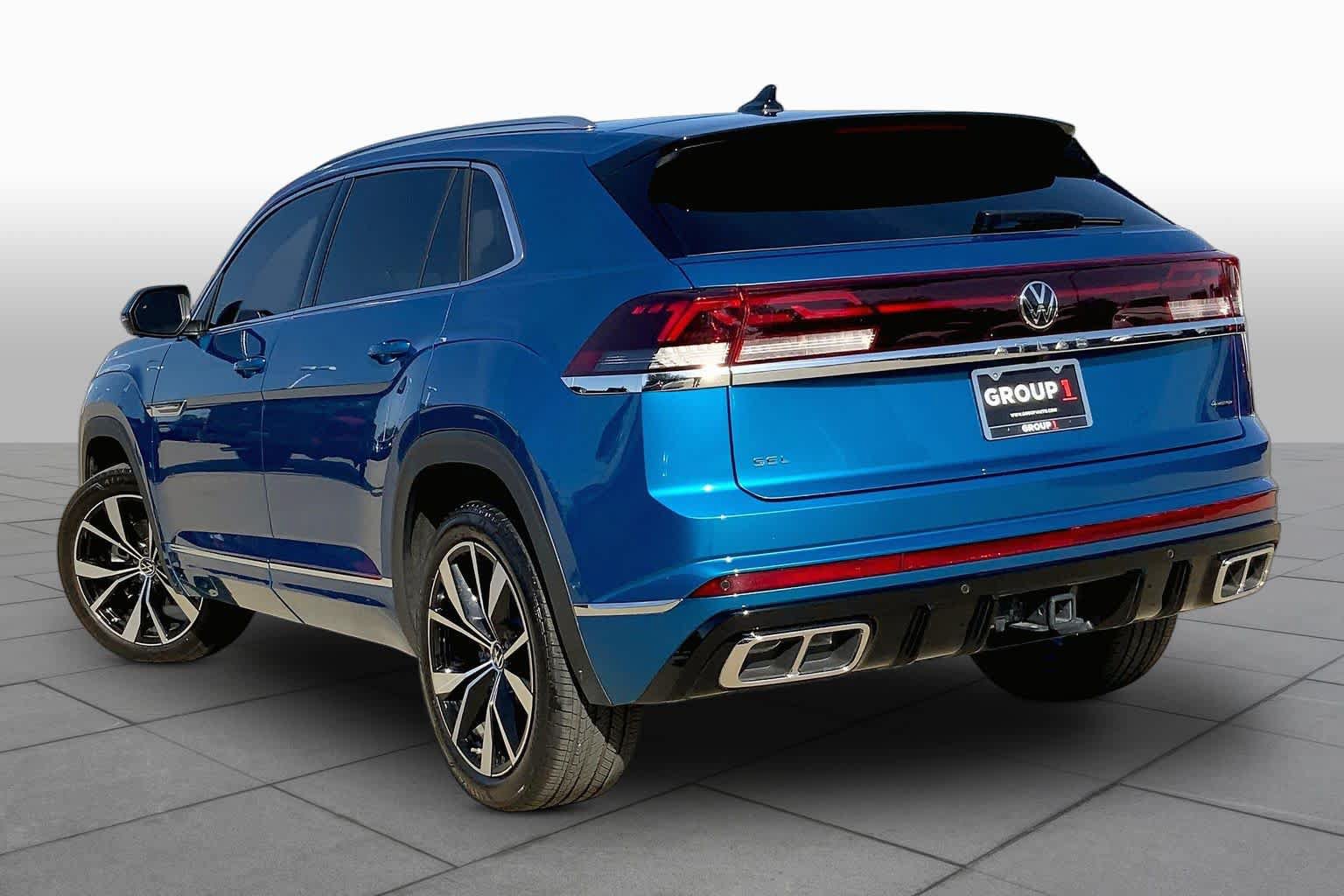 Used 2024 Volkswagen Atlas Cross Sport SEL Premium R-Line AWD/4WD image 12