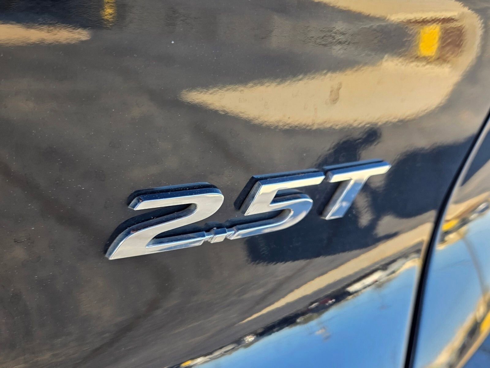 Certified 2023 Hyundai Santa Fe Limited image 12