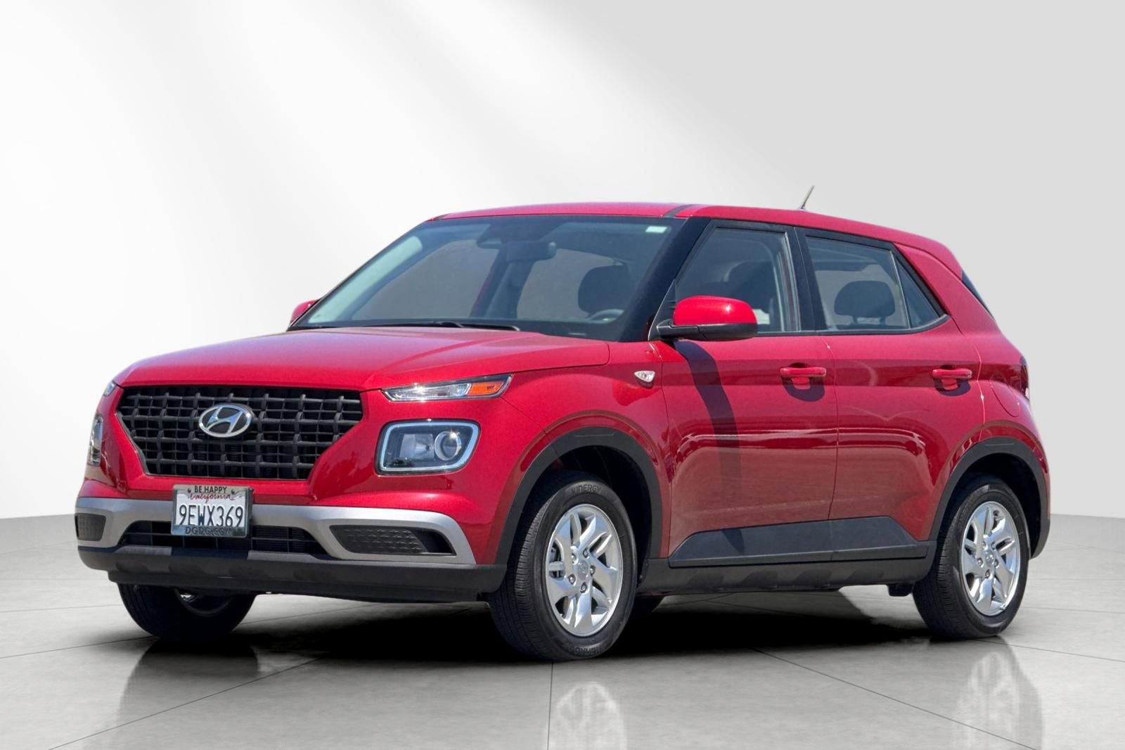 Certified 2023 Hyundai Venue SE FWD image 8