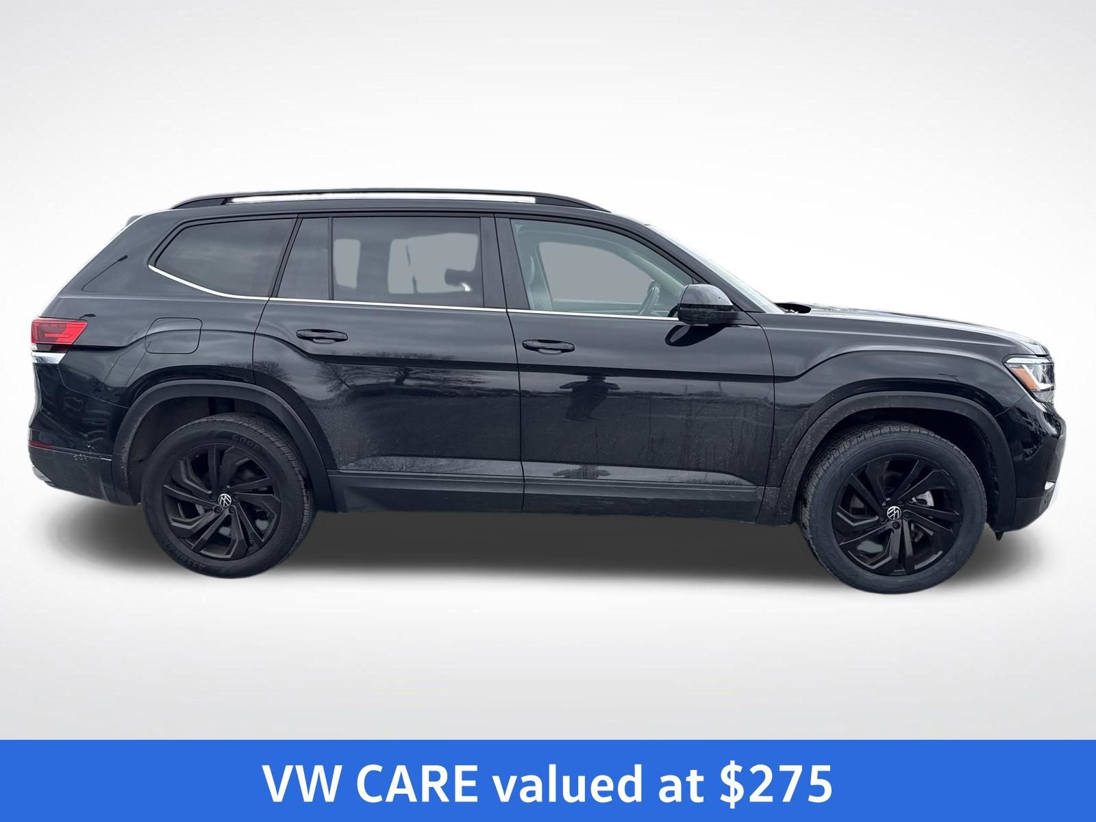 Certified 2023 Volkswagen Atlas SE w/ Black Wheel Package image 7