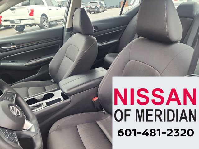 Used 2024 Nissan Altima 2.5 SV image 12