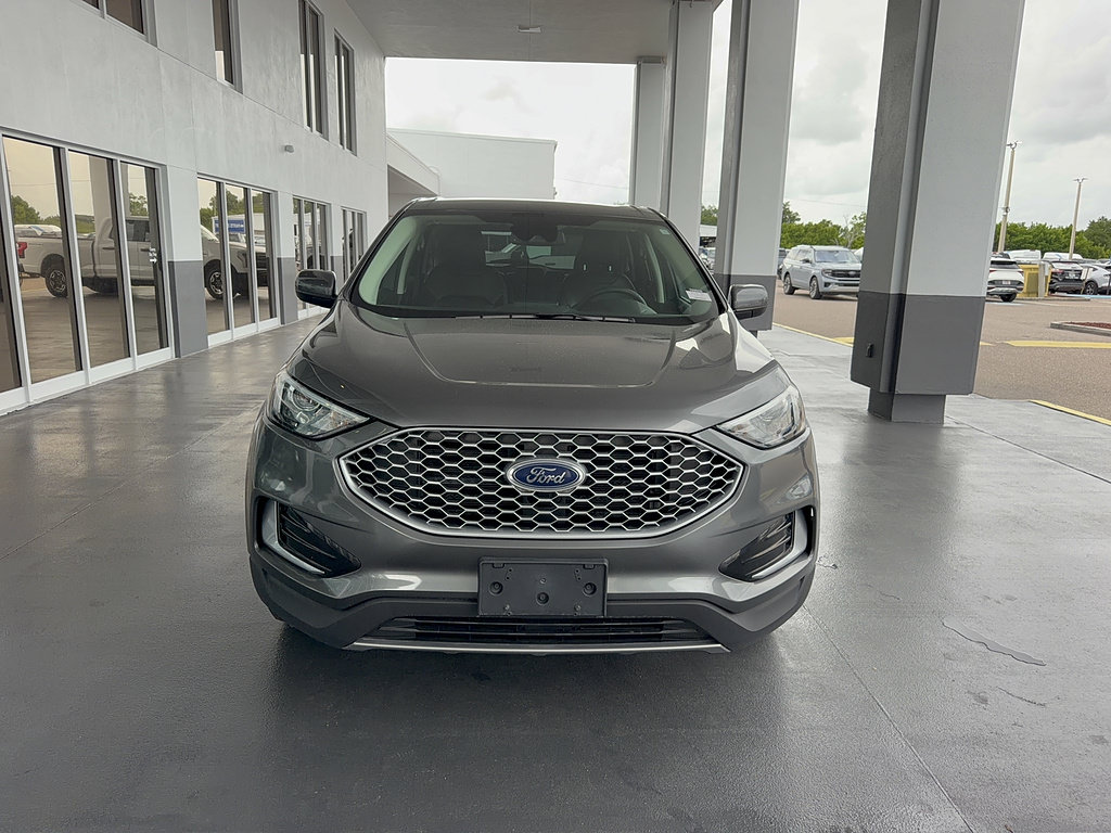 Certified 2023 Ford Edge SEL AWD/4WD image 3