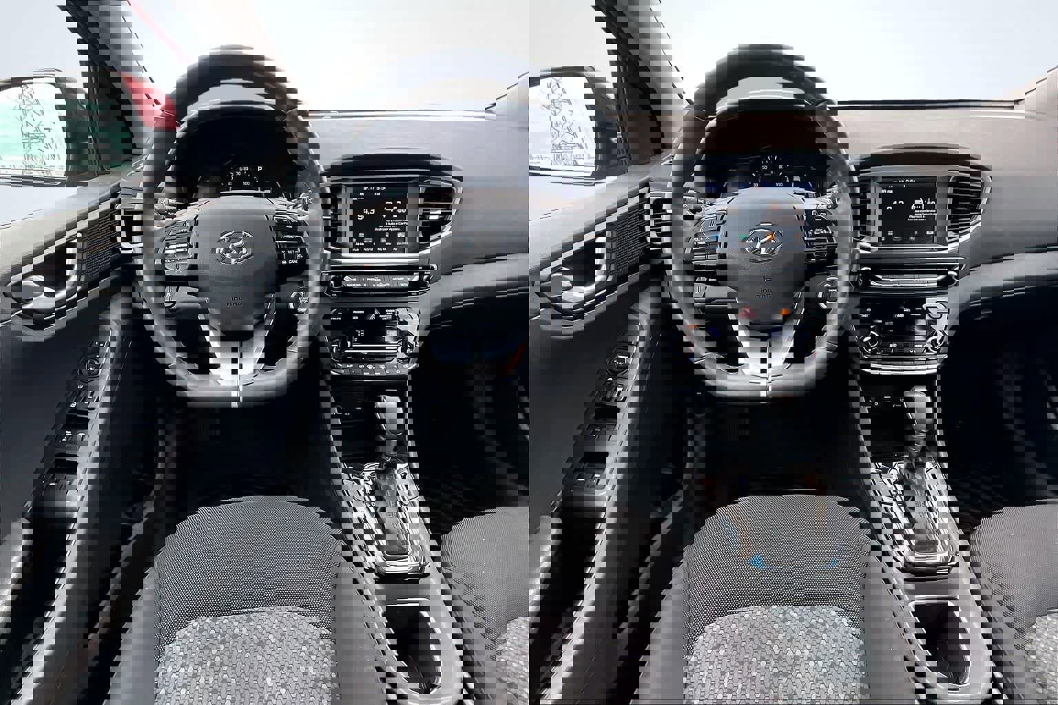 Used 2019 Hyundai Ioniq SEL image 15