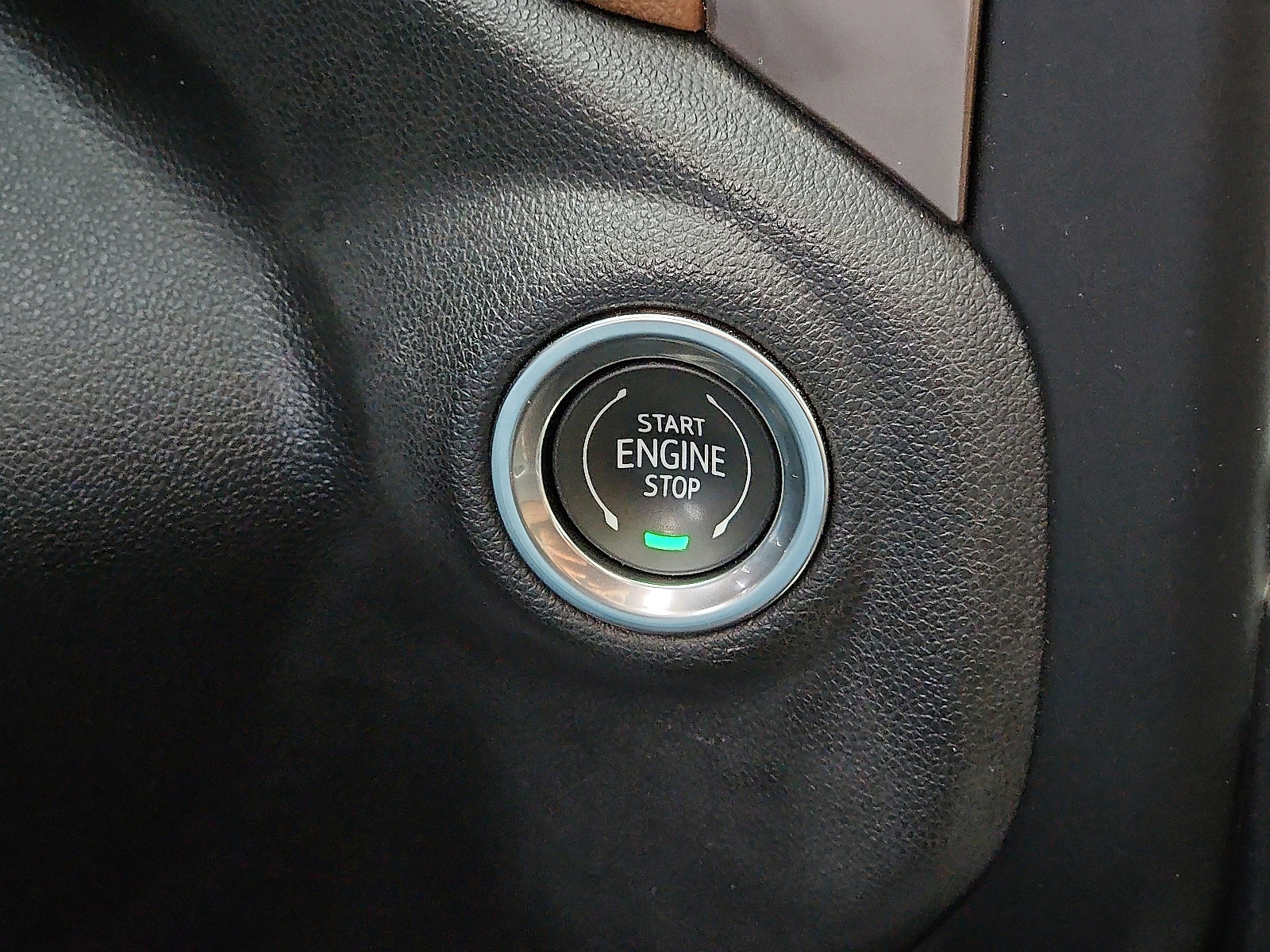 Certified 2020 Chevrolet Silverado 2500 High Country w/ Z71 Off-Road Package image 24