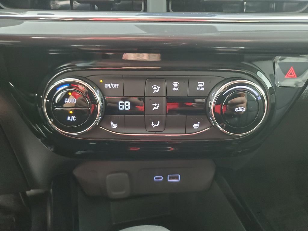 New 2026 Chevrolet Trax ACTIV w/ Driver Confidence Package FWD image 25