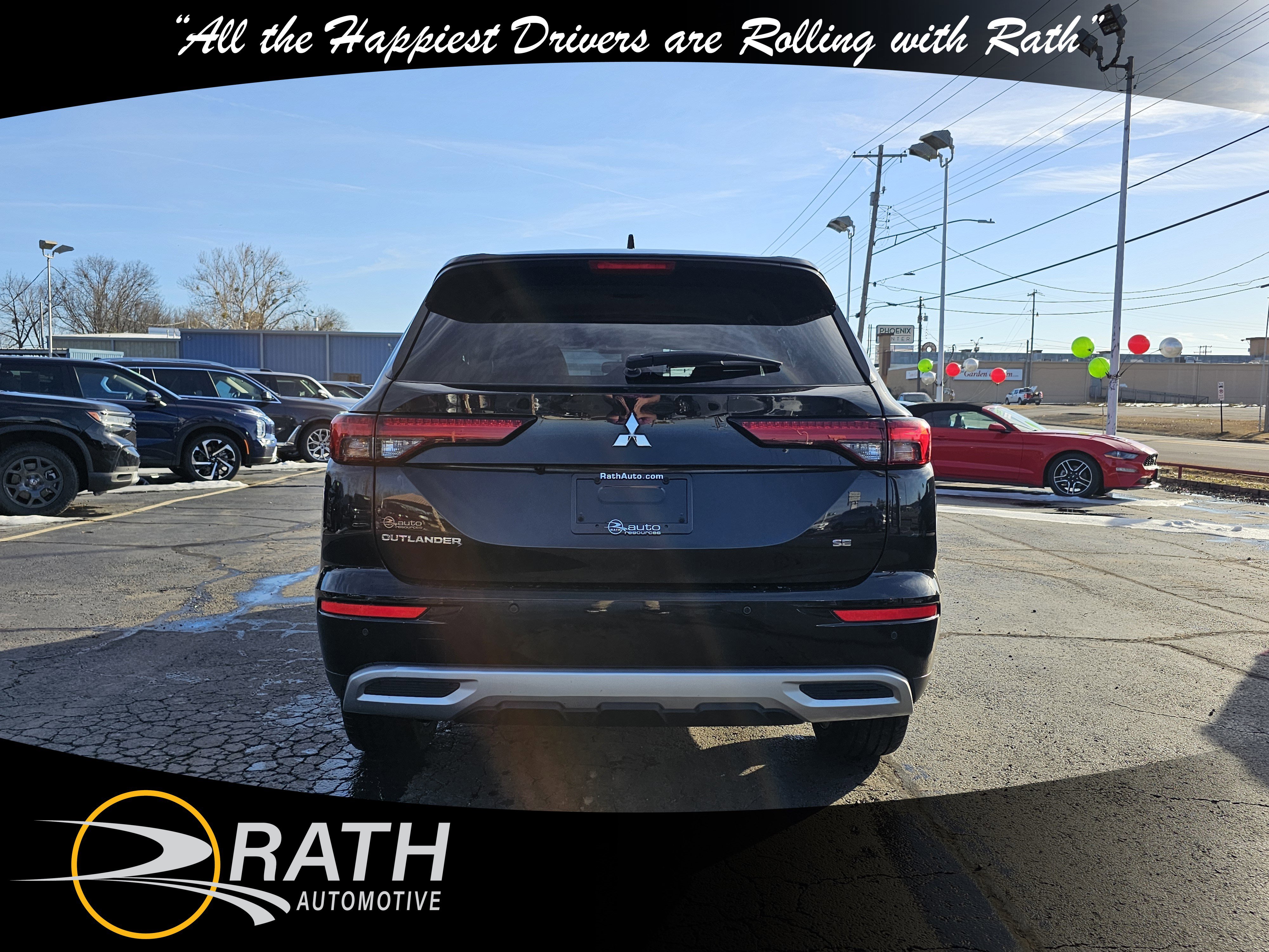 Used 2024 Mitsubishi Outlander SE image 7