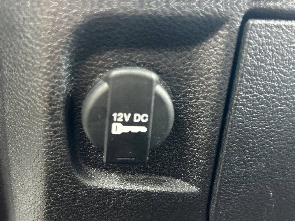 Used 2024 RAM 1500 Warlock AWD/4WD image 27