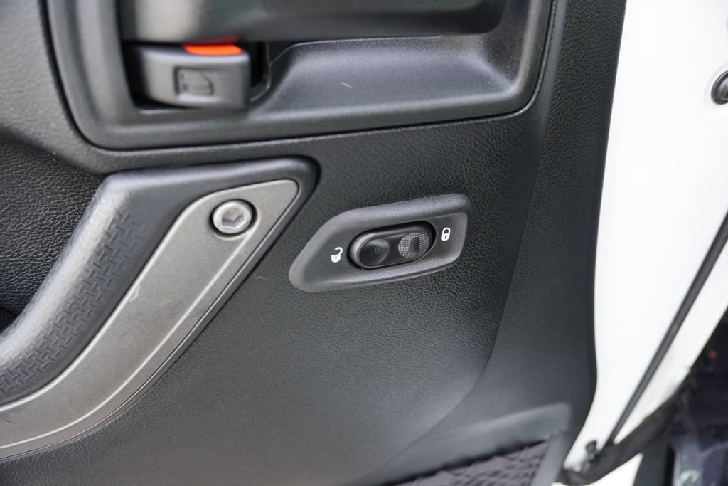 Certified 2018 Jeep Wrangler Unlimited Sport S image 22