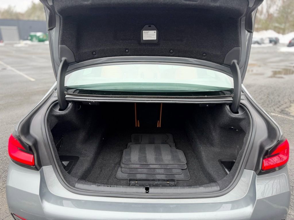 Certified 2023 BMW 540i xDrive w/ M Sport Package image 6