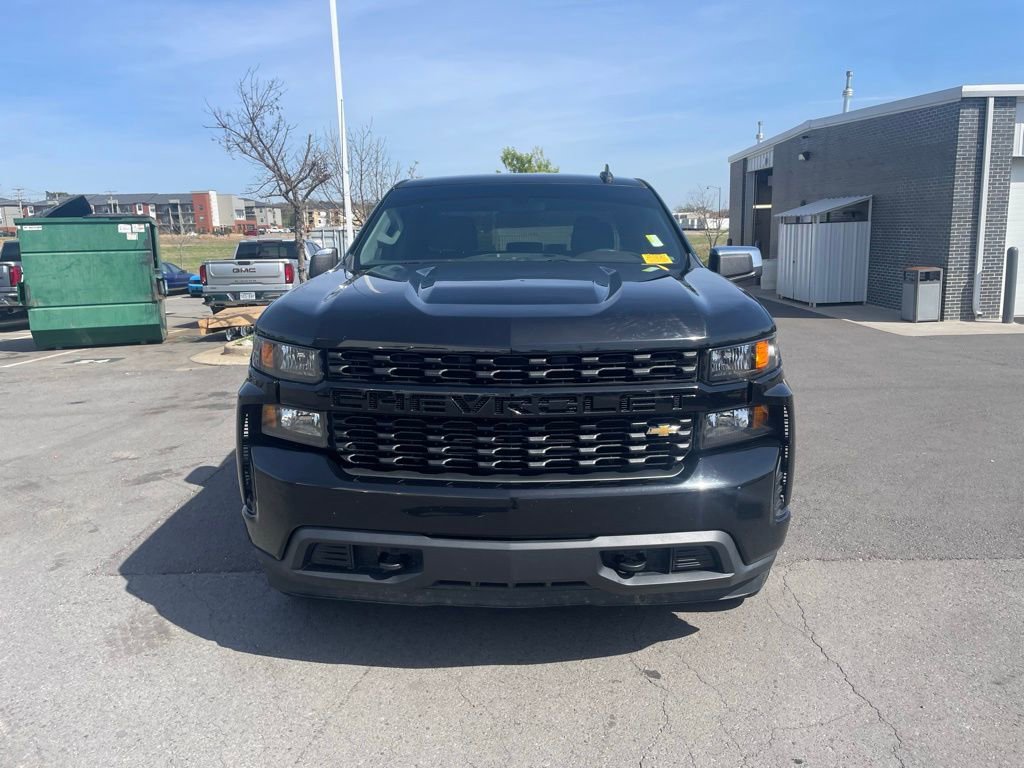 Used 2021 Chevrolet Silverado 1500 Custom RWD image 2