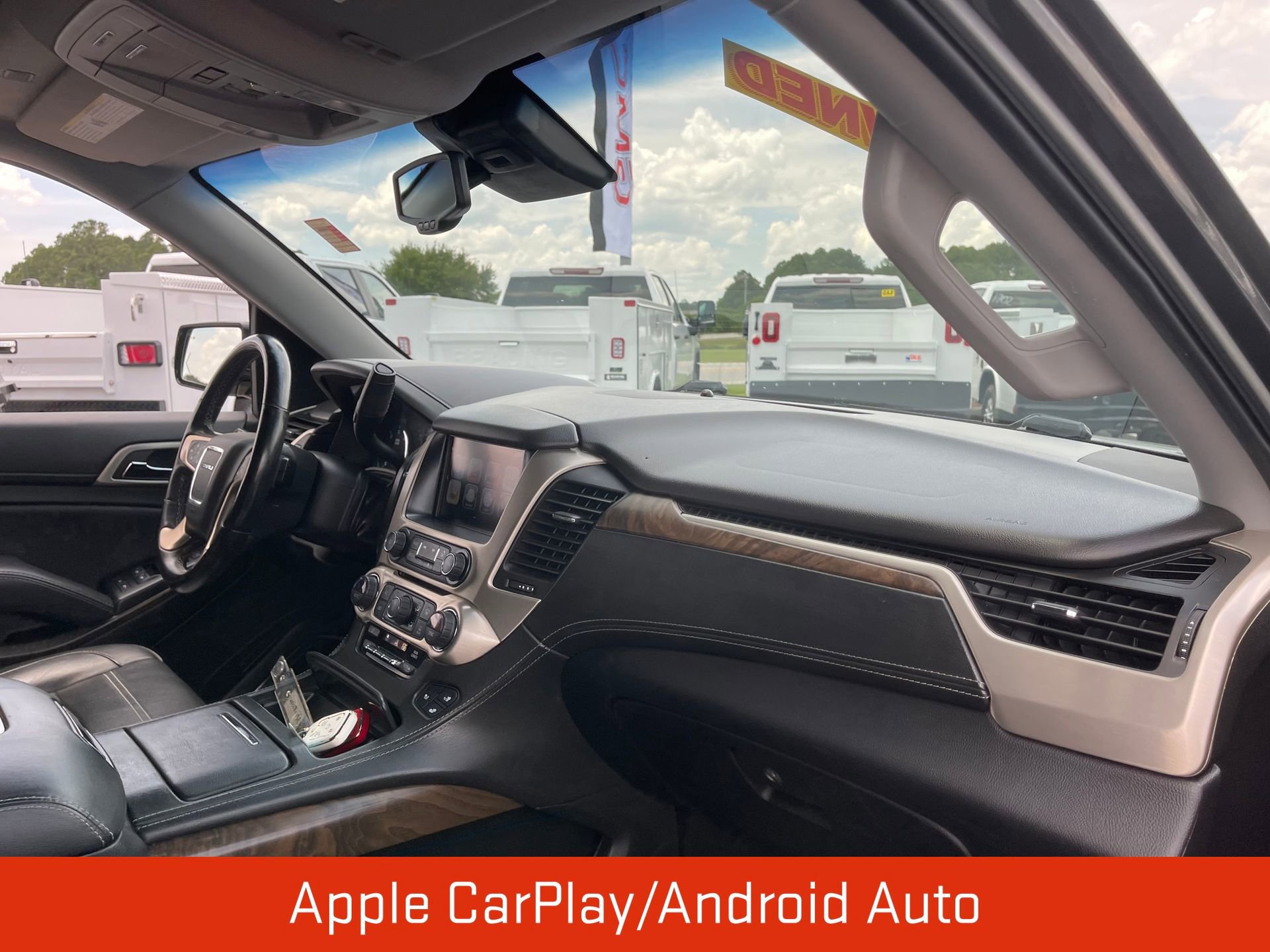 Used 2018 GMC Yukon XL Denali w/ Open Road Package AWD/4WD image 28