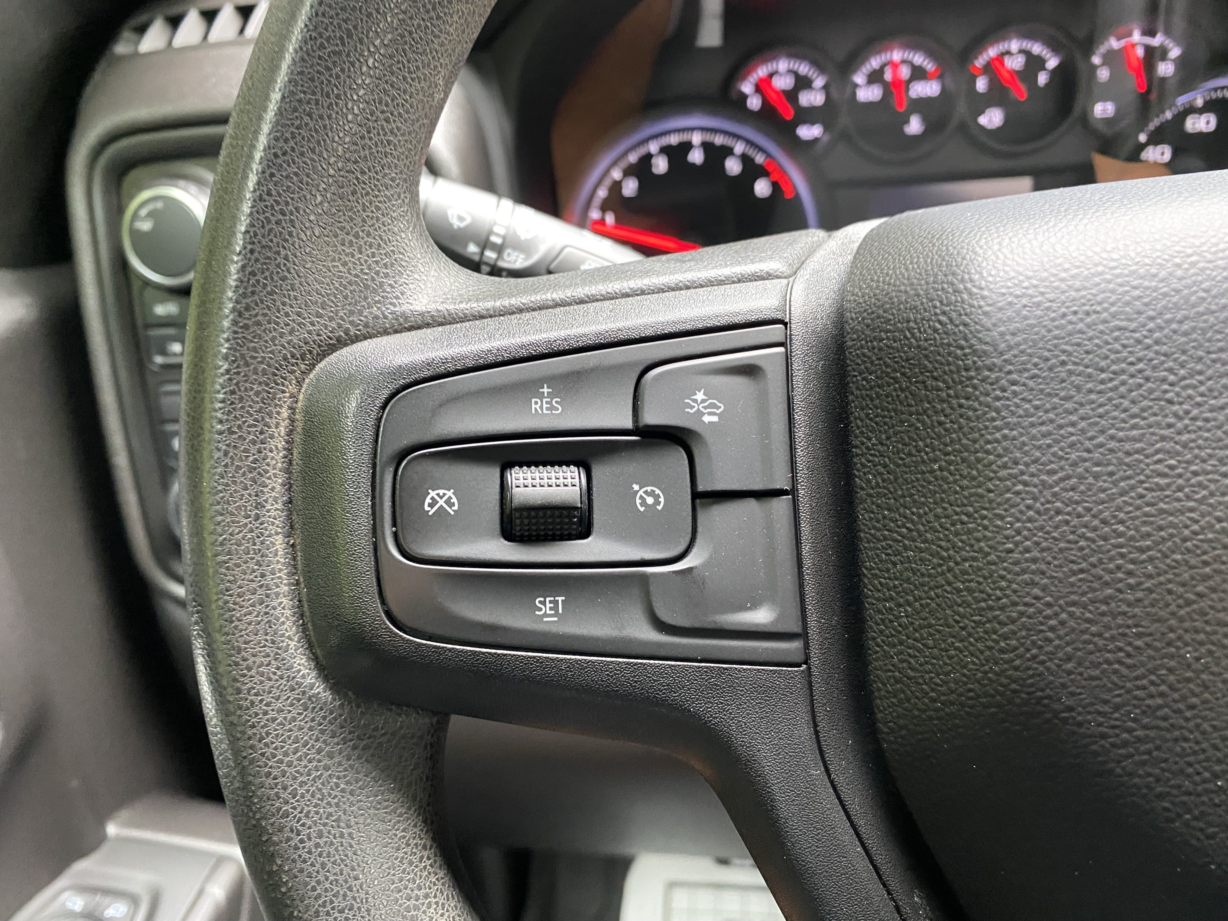 Used 2024 Chevrolet Silverado 1500 Custom Trail Boss w/ LPO, Dark Essentials Package AWD/4WD image 20