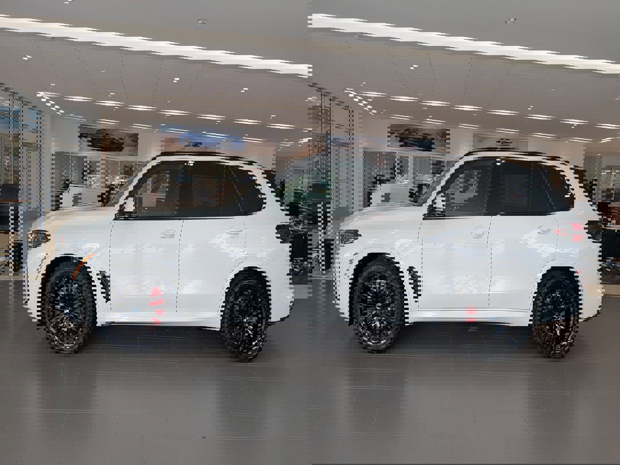 New 2026 BMW X5 xDrive40i w/ M Sport Package image 6