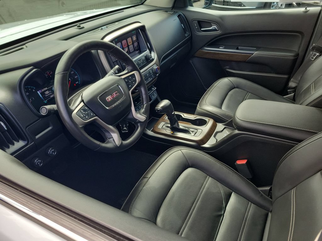 Used 2017 GMC Canyon Denali AWD/4WD image 3