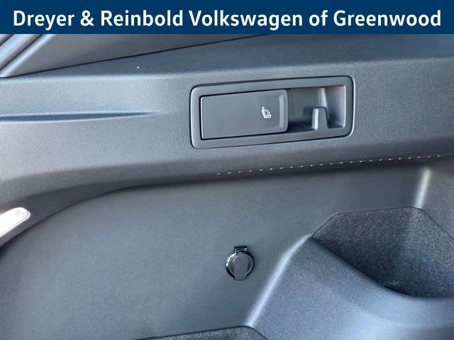 New 2026 Volkswagen Tiguan SE R-Line image 26