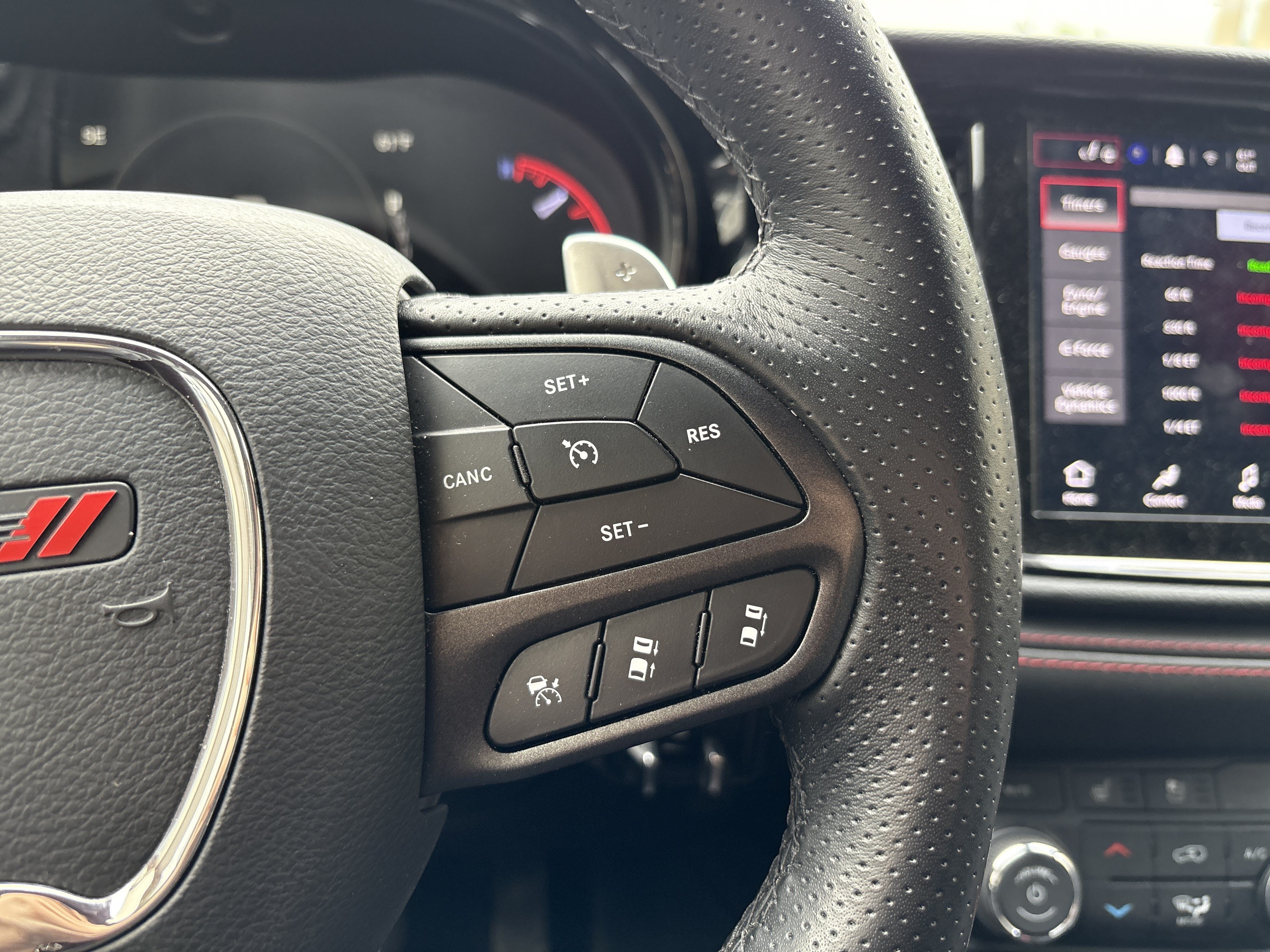 Used 2025 Dodge Durango R/T AWD/4WD image 17