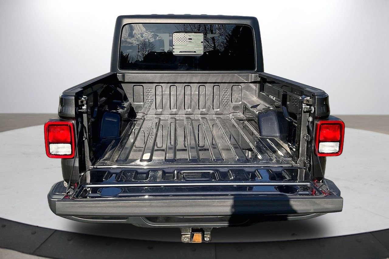 Certified 2022 Jeep Gladiator Sport image 26