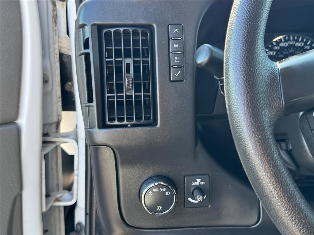 Used 2014 Chevrolet Express 2500 LS image 25