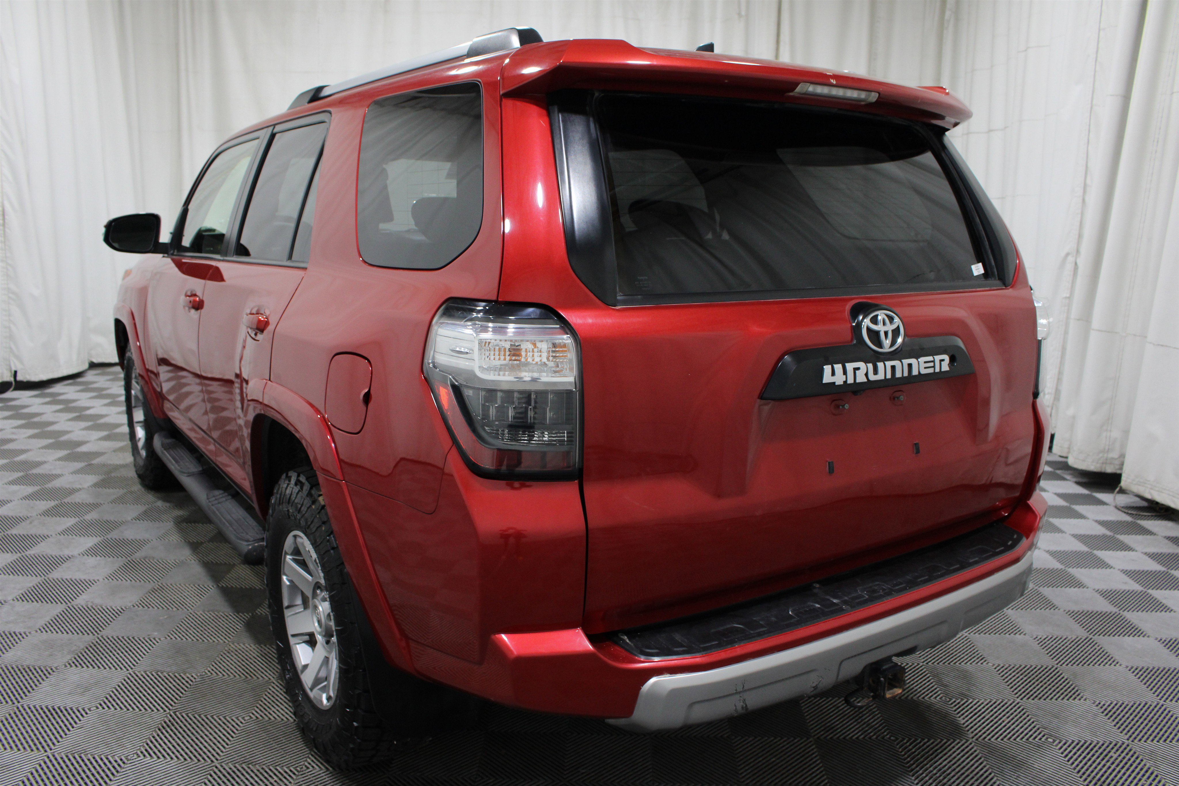 Used 2016 Toyota 4Runner Trail Premium AWD/4WD image 30