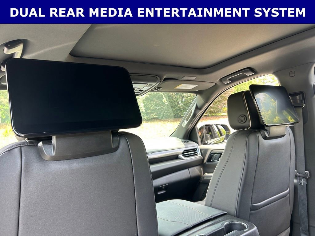 Used 2025 GMC Yukon XL Elevation w/ Elevation Premium Package RWD image 2