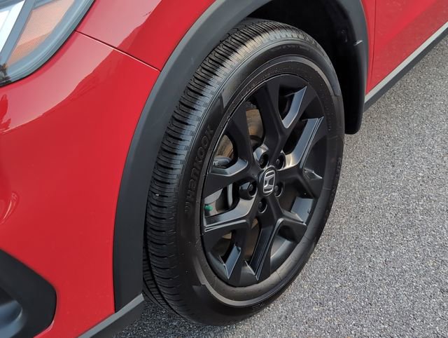 Used 2025 Honda HR-V Sport image 11