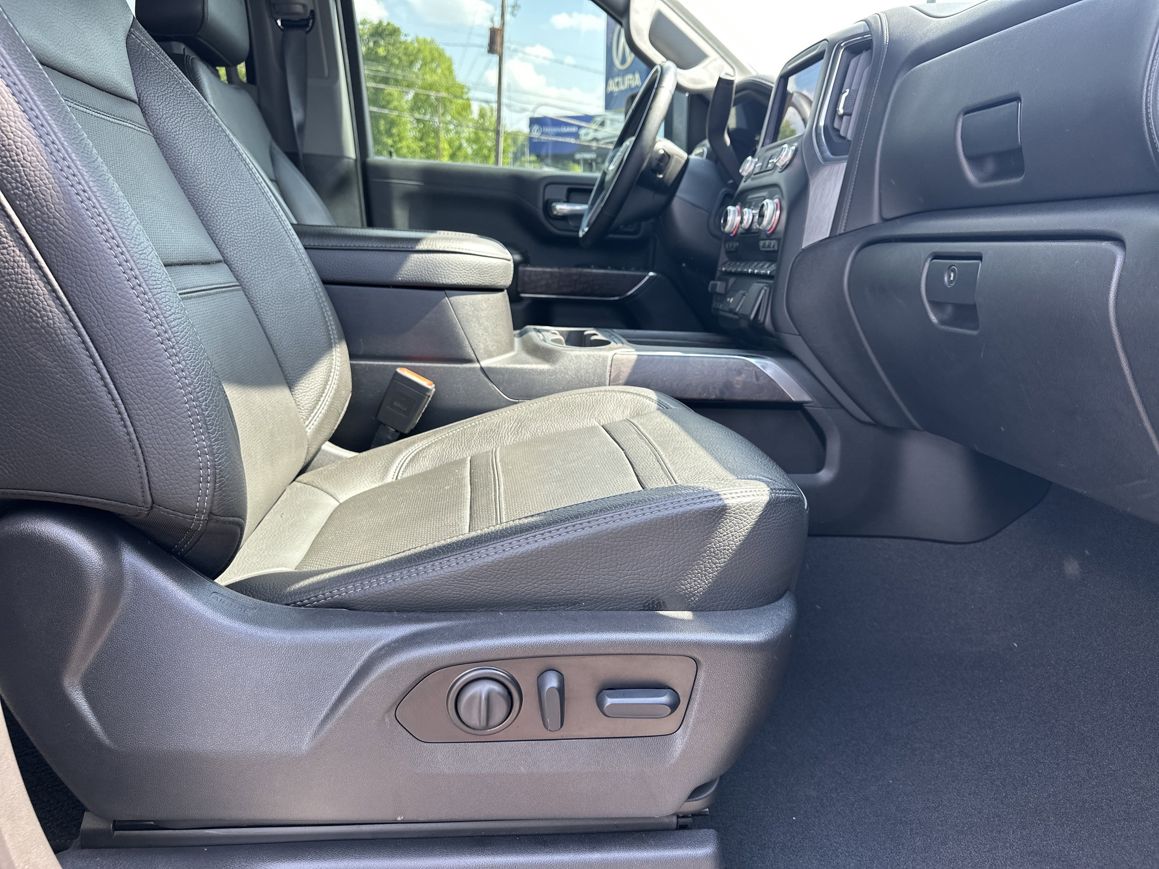 Used 2023 GMC Sierra 2500 Denali AWD/4WD image 15