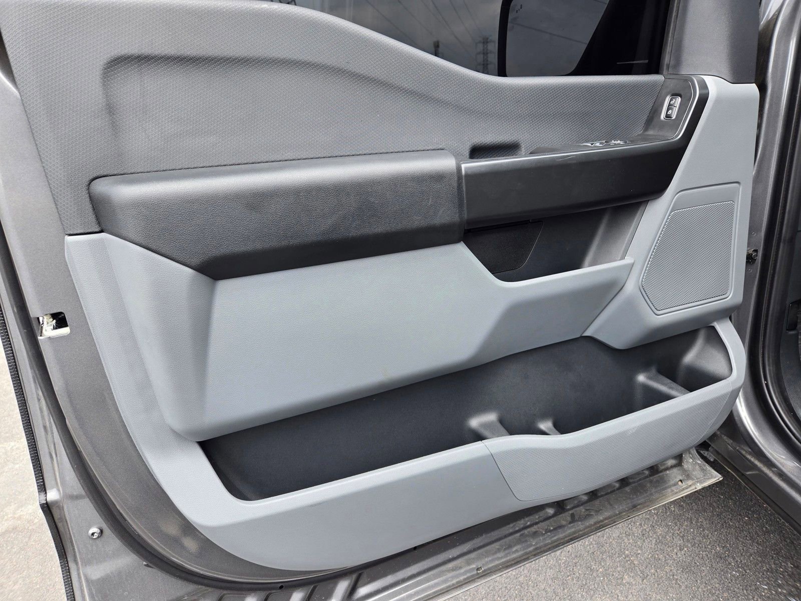 Used 2024 Ford F150 XL w/ Equipment Group 103A High RWD image 10