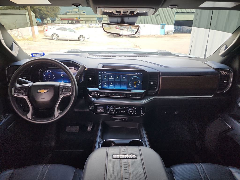 Used 2026 Chevrolet Silverado 3500 High Country w/ High Country Premium Package image 19