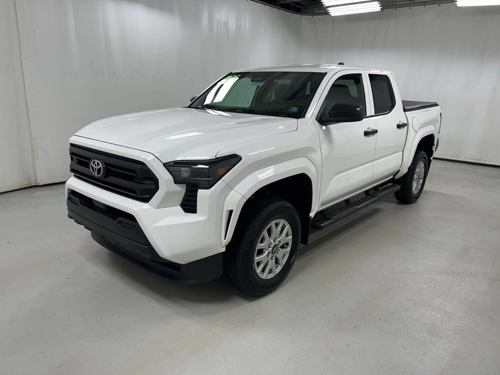 Certified 2024 Toyota Tacoma SR AWD/4WD image 2