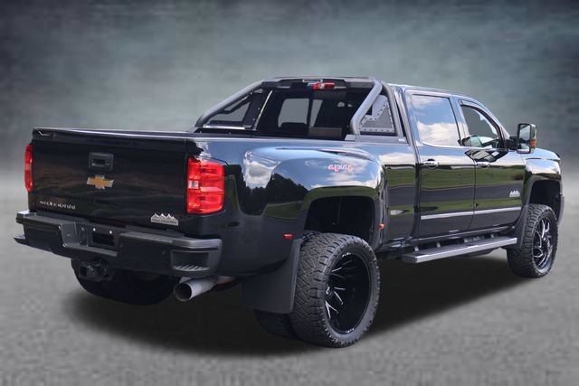 Used 2017 Chevrolet Silverado 3500 High Country w/ Duramax Plus Package AWD/4WD image 3