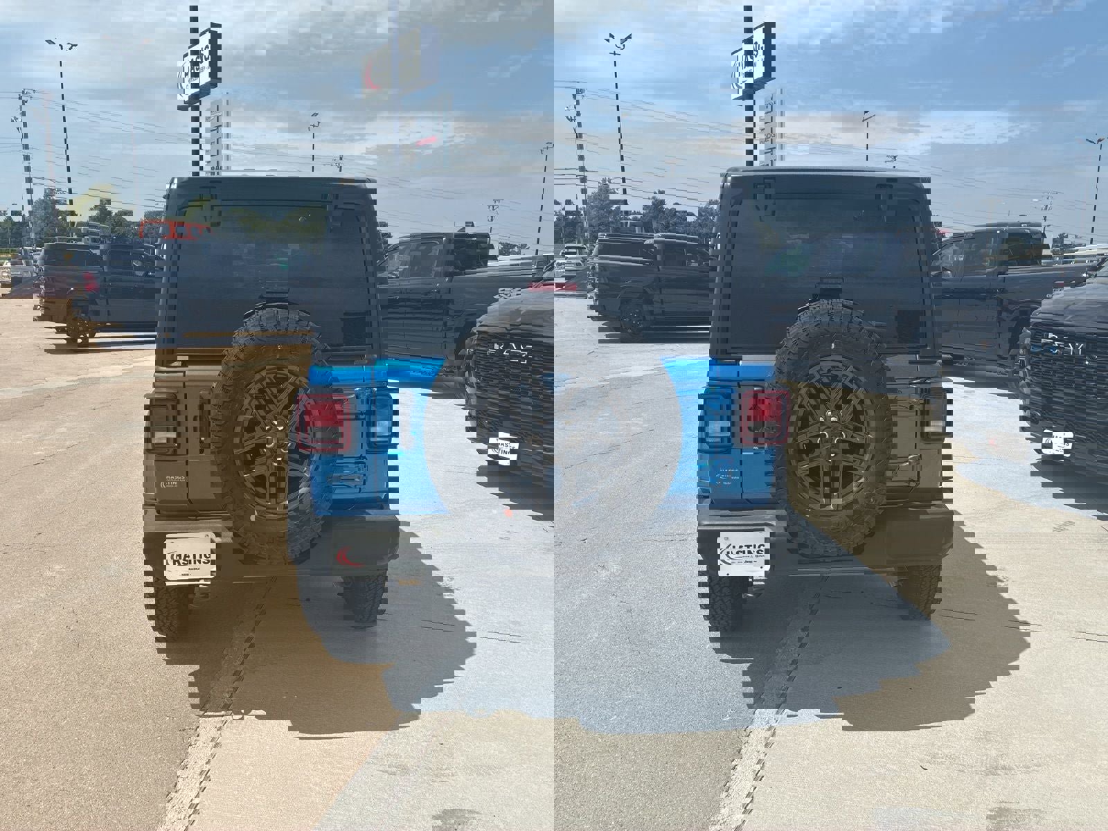 New 2025 Jeep Wrangler Unlimited Sport image 4