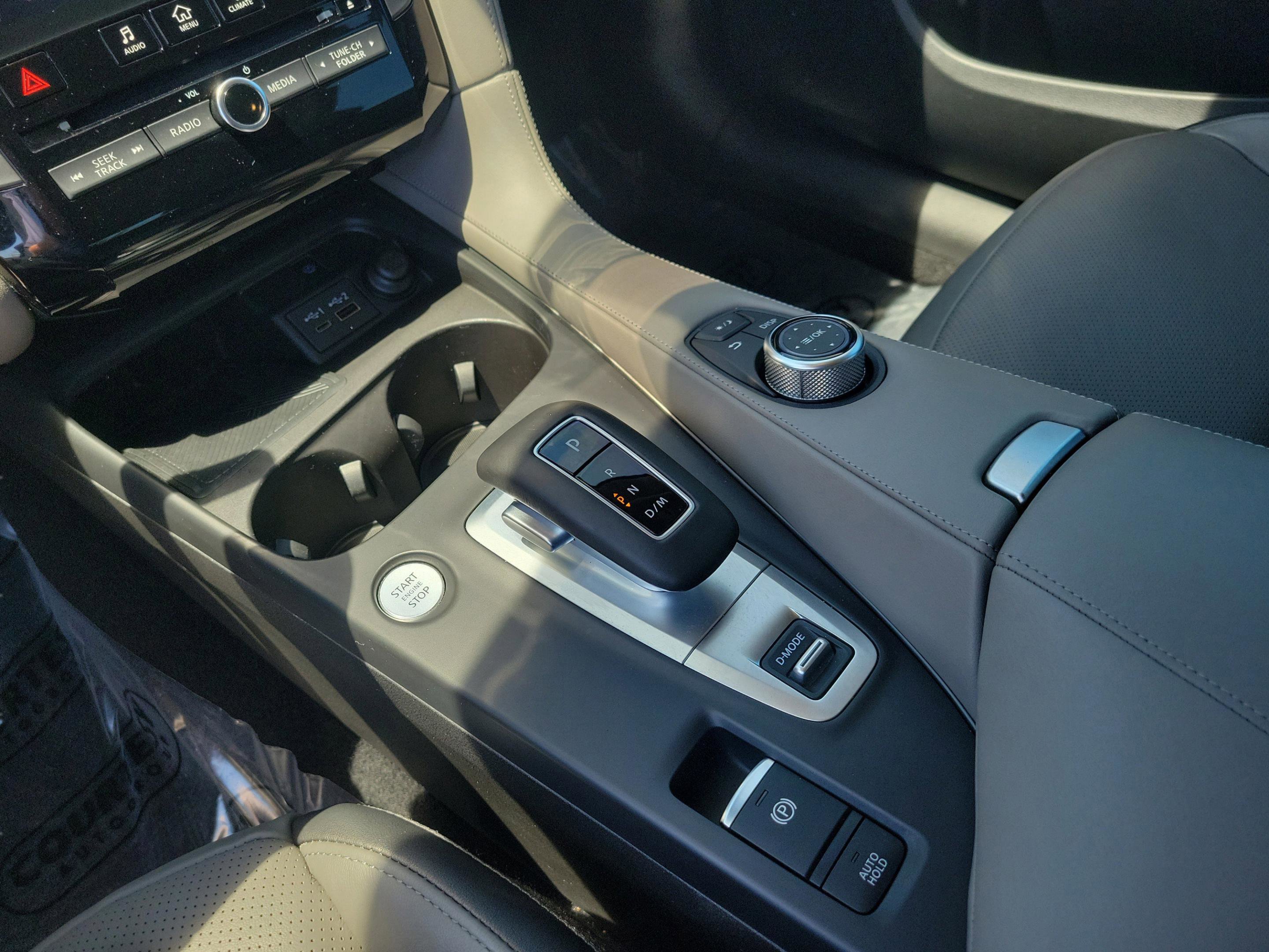 Certified 2023 INFINITI QX50 Luxe FWD image 13