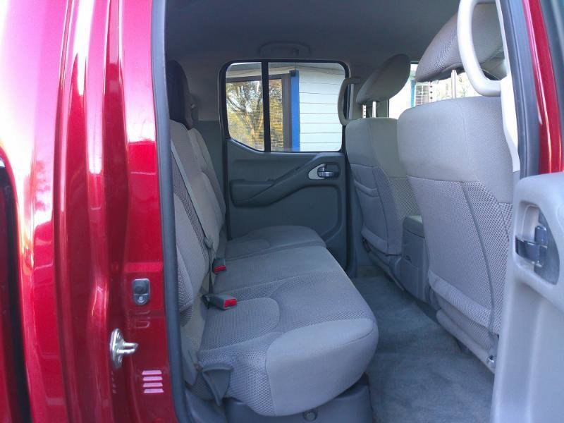 Used 2017 Nissan Frontier SV w/ SV Value Truck Package RWD image 21