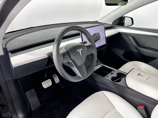 Used 2023 Tesla Model Y Performance AWD/4WD image 18