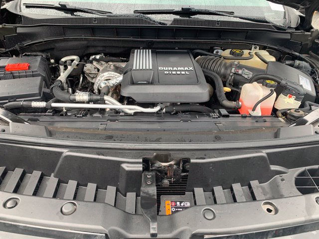 Used 2021 Chevrolet Tahoe RST w/ Luxury Package AWD/4WD image 32