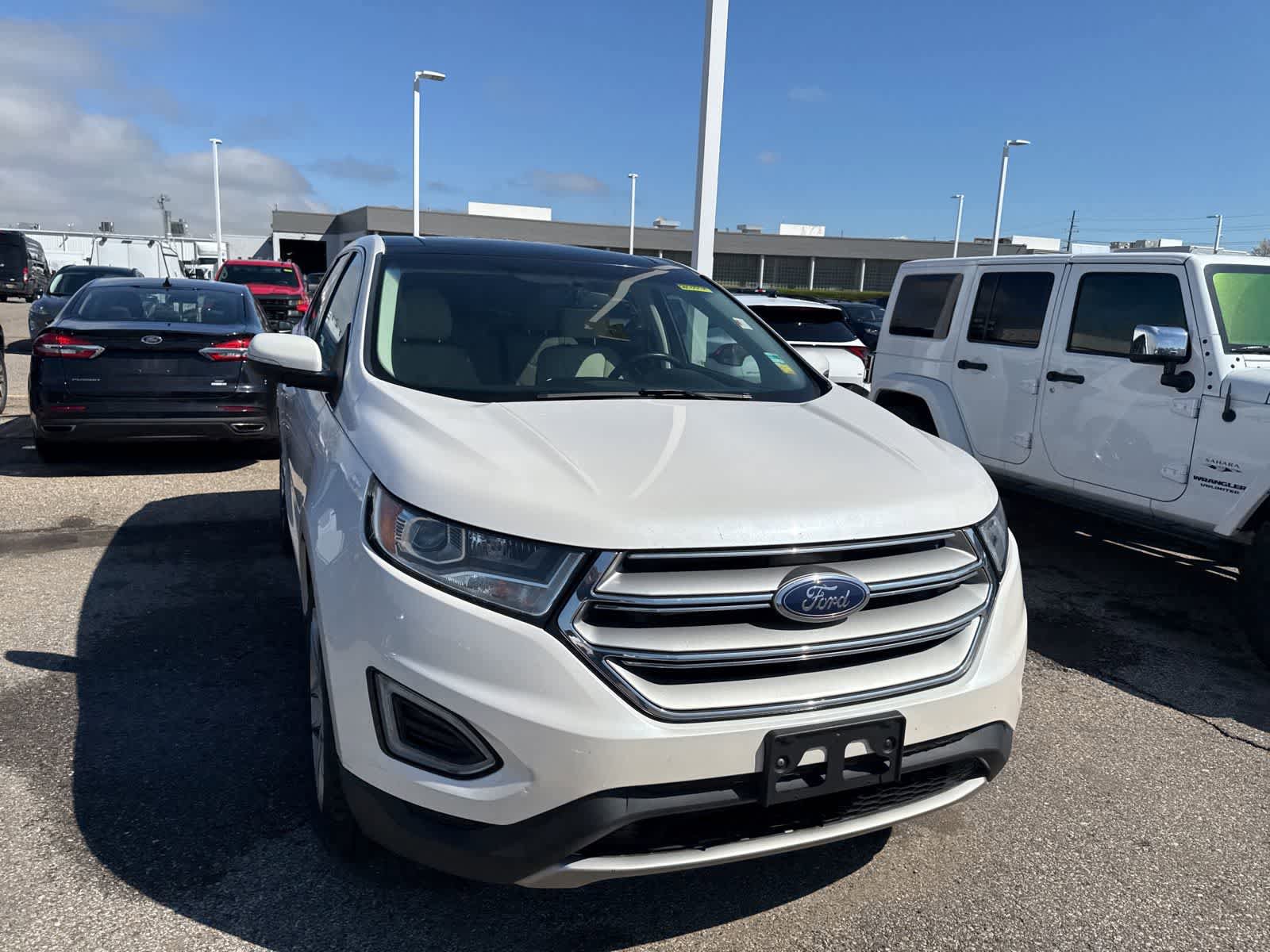 Used 2016 Ford Edge Titanium w/ Equipment Group 301A image 5