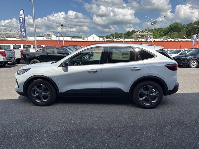 New 2025 Ford Escape ST-Line w/ Equipment Group 301A image 6