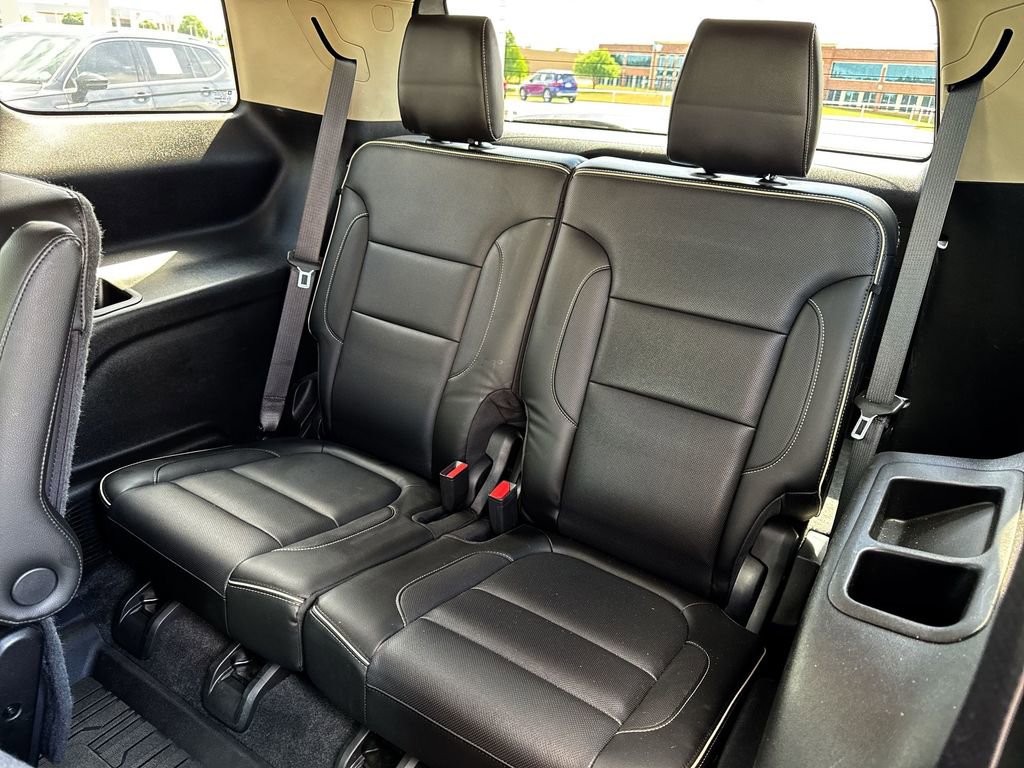 Used 2019 GMC Acadia Denali w/ LPO, Cargo Package FWD image 23