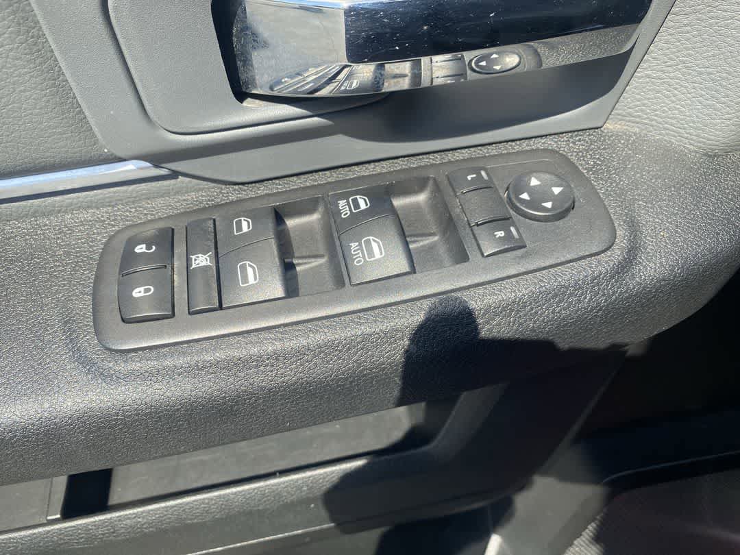 Used 2024 RAM 1500 Classic SLT image 13