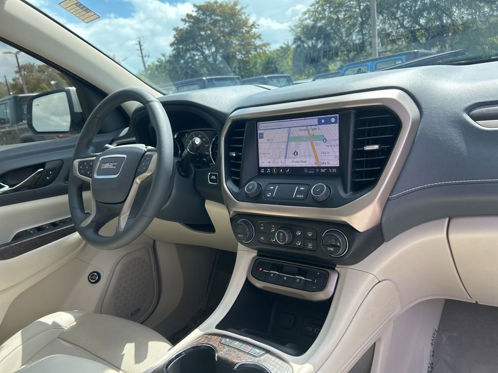 Used 2023 GMC Acadia Denali w/ Denali Ultimate Package image 25