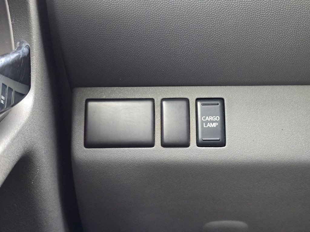 Used 2018 Nissan Frontier S RWD image 32