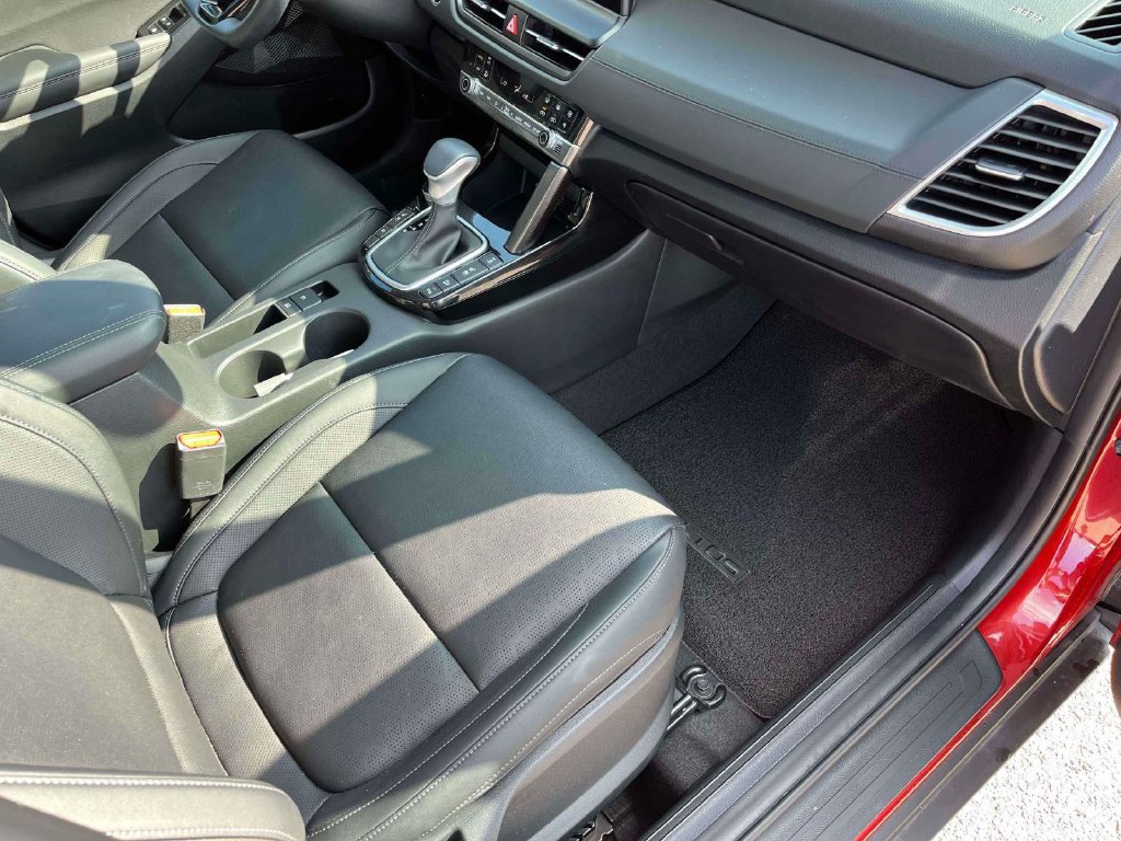 Certified 2026 Kia Seltos SX w/ SX Sunroof Package AWD/4WD image 12