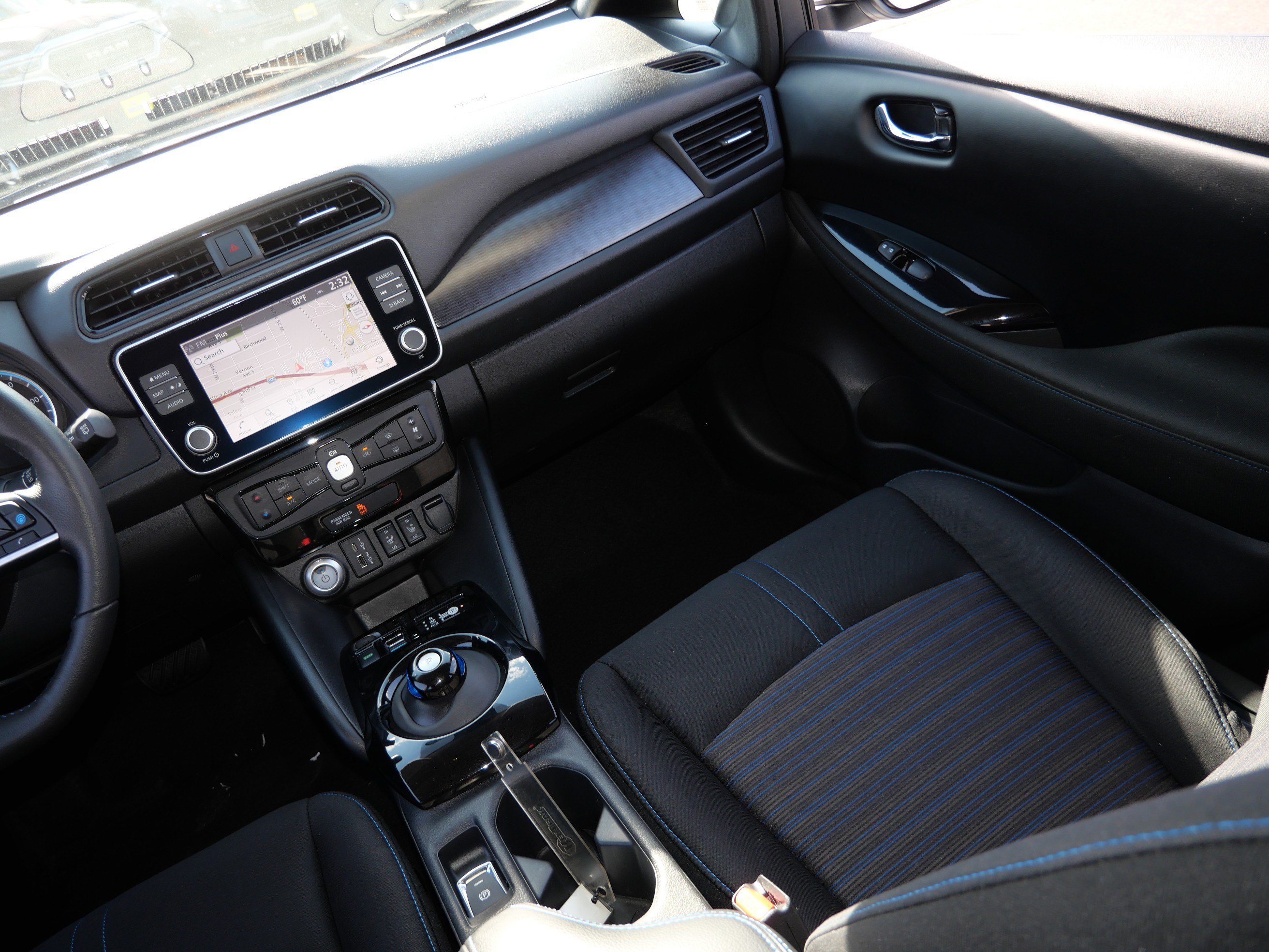 Used 2025 Nissan Leaf SV Plus FWD image 11