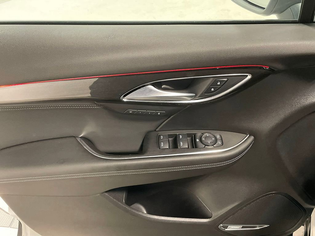 Used 2025 Buick Envision Preferred image 18