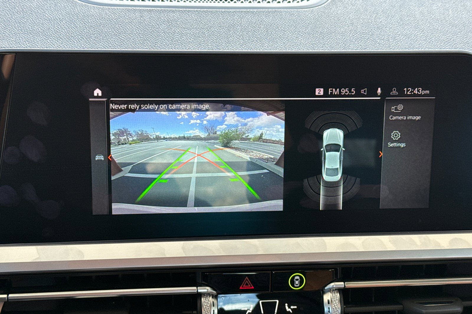 Used 2023 BMW 430i Coupe w/ Convenience Package image 24