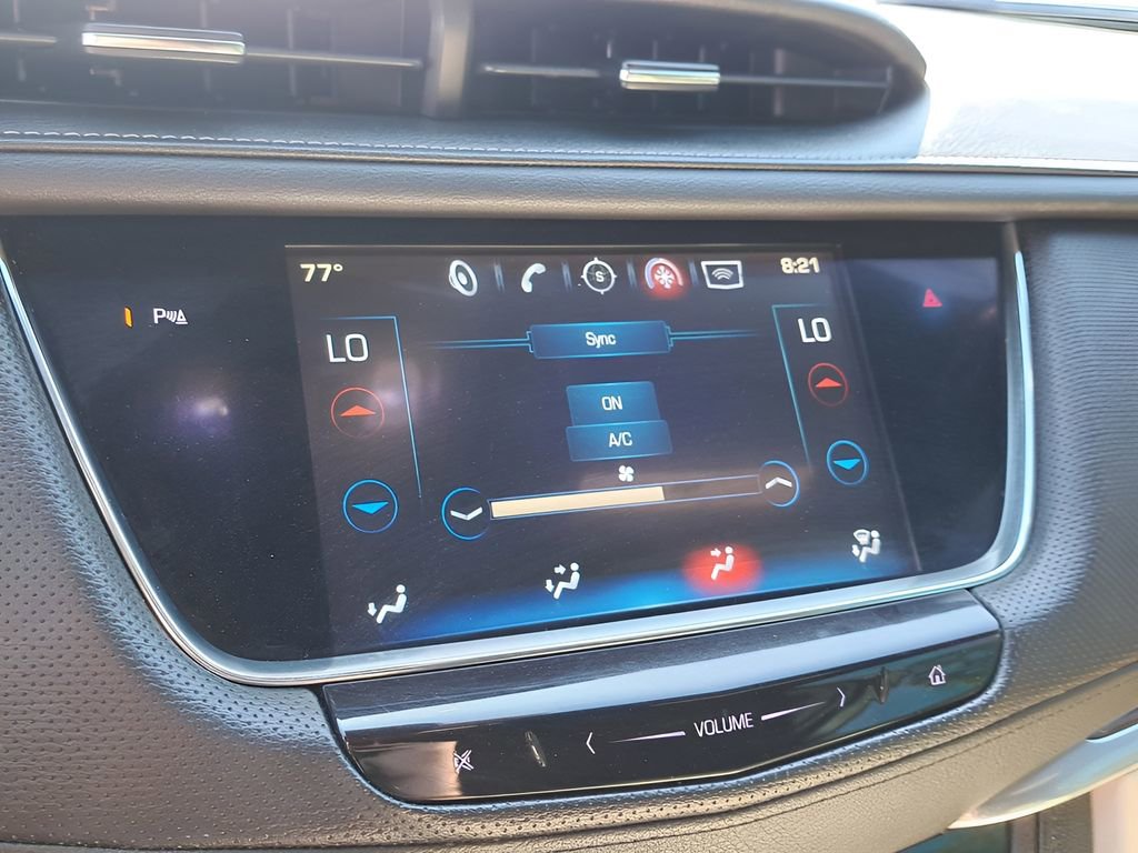 Used 2017 Cadillac XT5 Luxury w/ Driver Awareness Package image 22